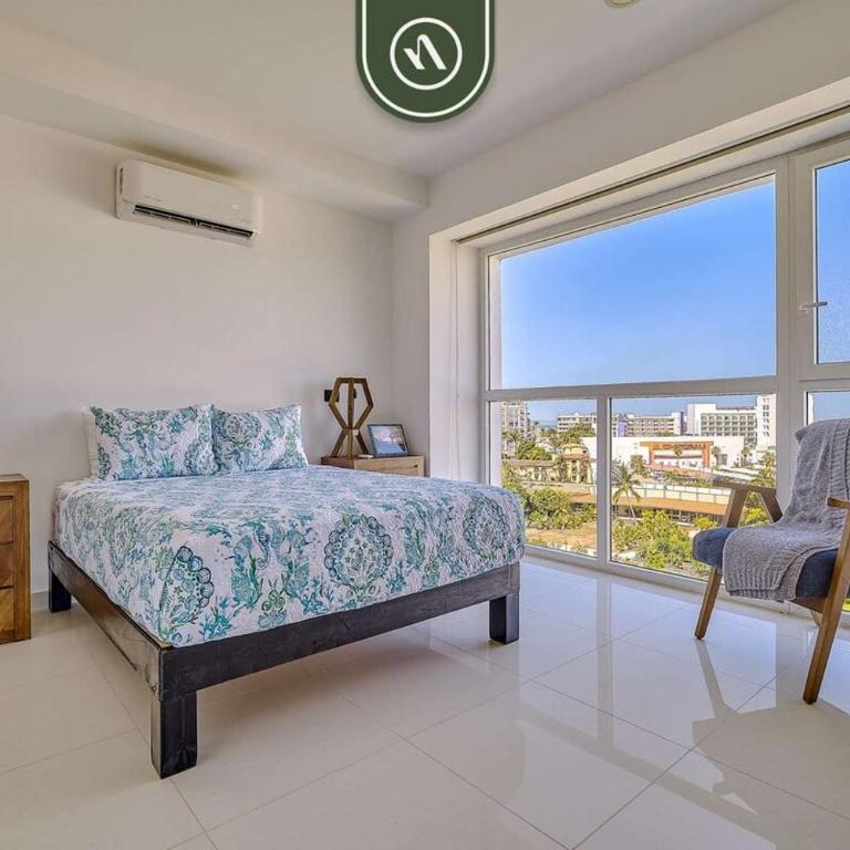 Equipped 1BR Condo with Private Balcony - Pool - Casa - 20