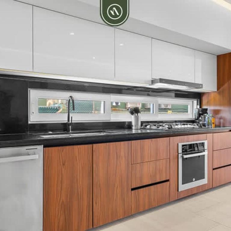 Indigo Luxury Two-Bedroom Escape - Casa - 17