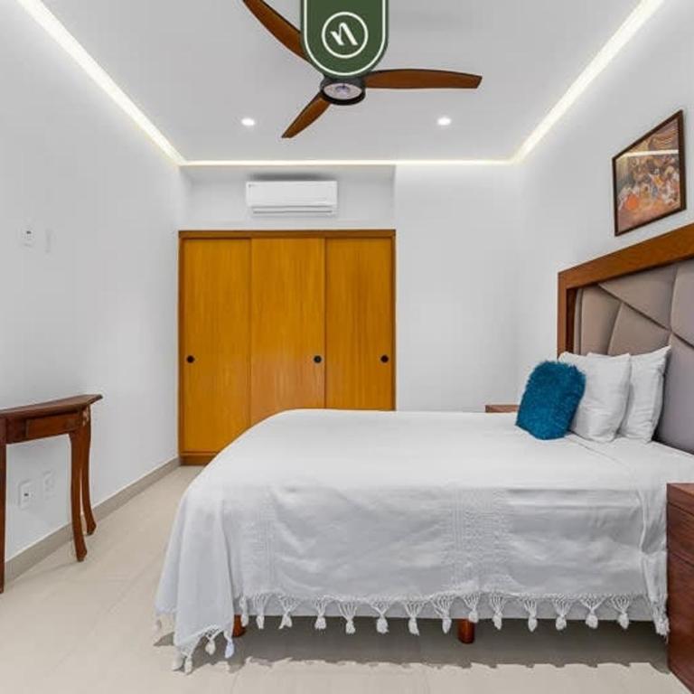 Indigo Luxury Two-Bedroom Escape - Casa - 16