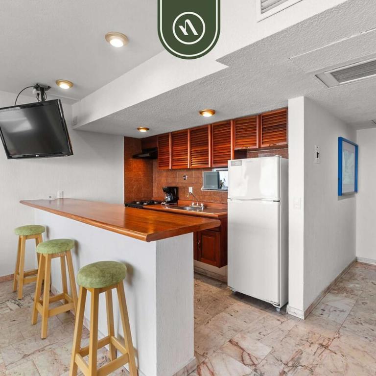 Costa Sur Suite 2 - Oceanview 1 BR Condo - Pool - Cleaning Included - Casa - 13