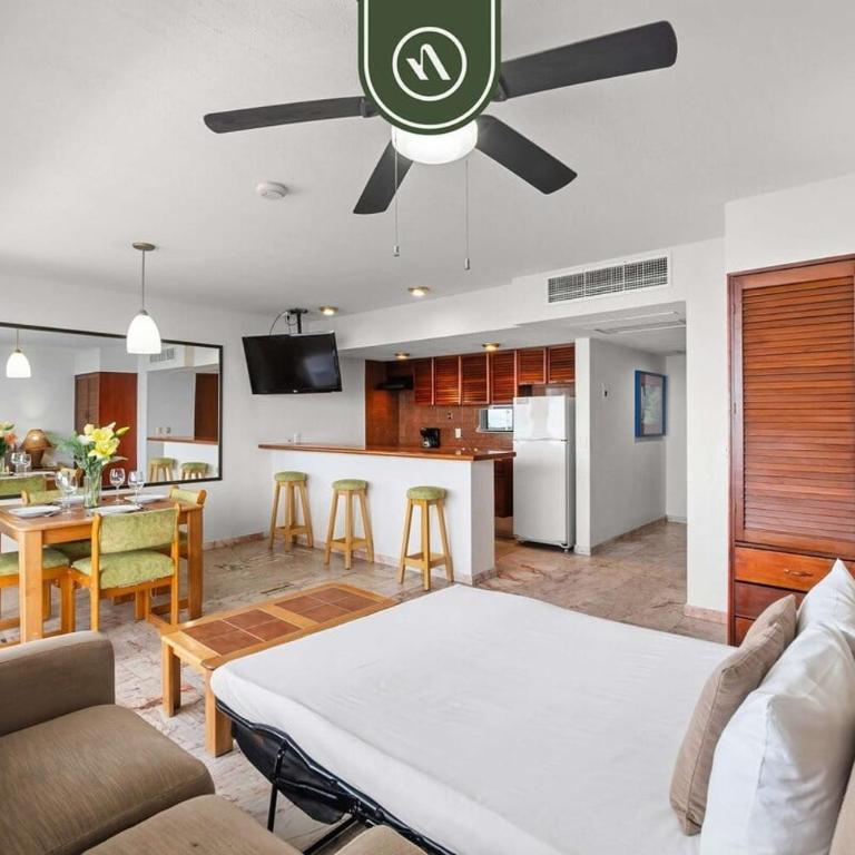 Costa Sur Suite 2 - Oceanview 1 BR Condo - Pool - Cleaning Included - Casa - 6