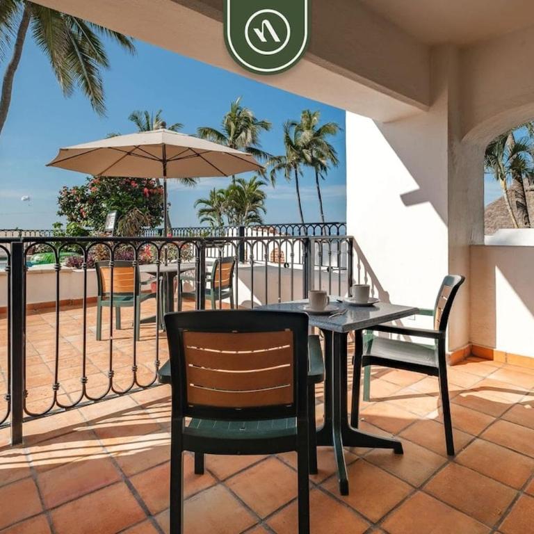 Amazing 2 BR Condo Overlooking the Pool - Romantic Zone - Casa - 27