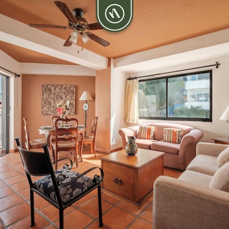 One Beach Street 307 B· Amazing 2 BR Condo - Casa - 3