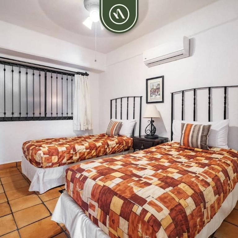 Amazing 2 BR Condo Overlooking the Pool - Romantic Zone - Casa - 17