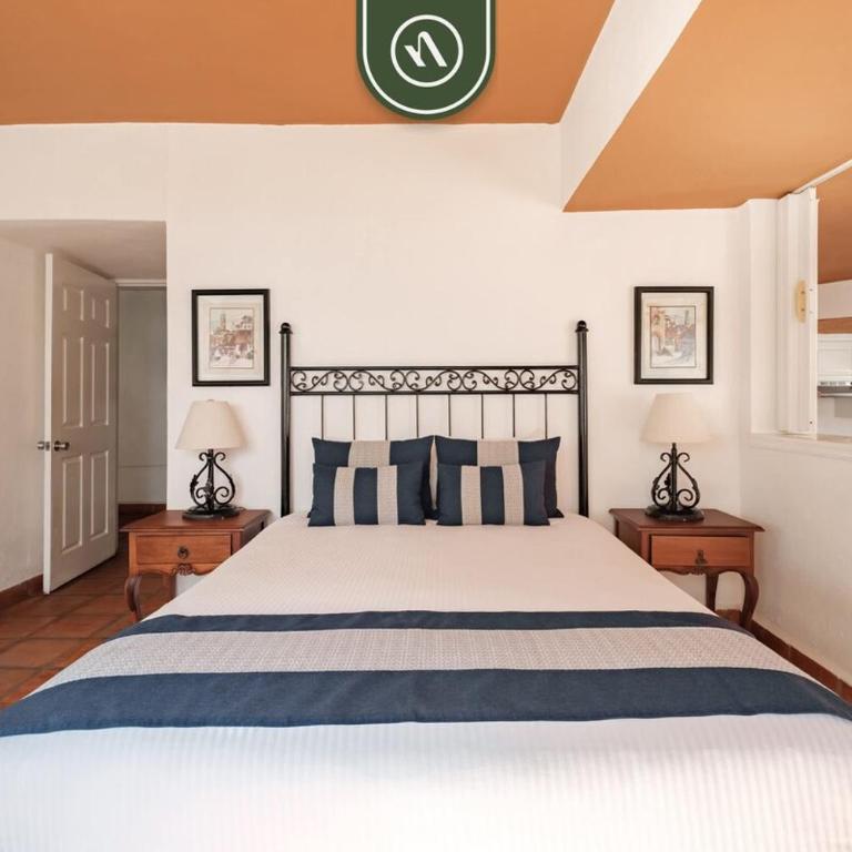 One Beach Street 307 B· Amazing 2 BR Condo - Casa - 10
