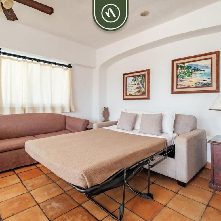 Amazing 2 BR Condo Overlooking the Pool - Romantic Zone - Casa - 18