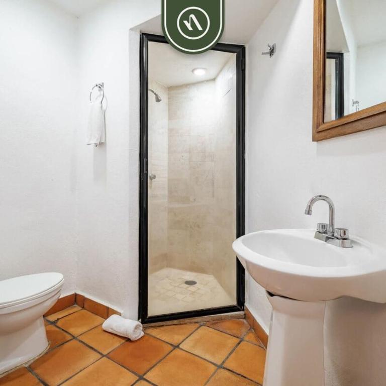 Amazing 2 BR Condo Overlooking the Pool - Romantic Zone - Casa - 21