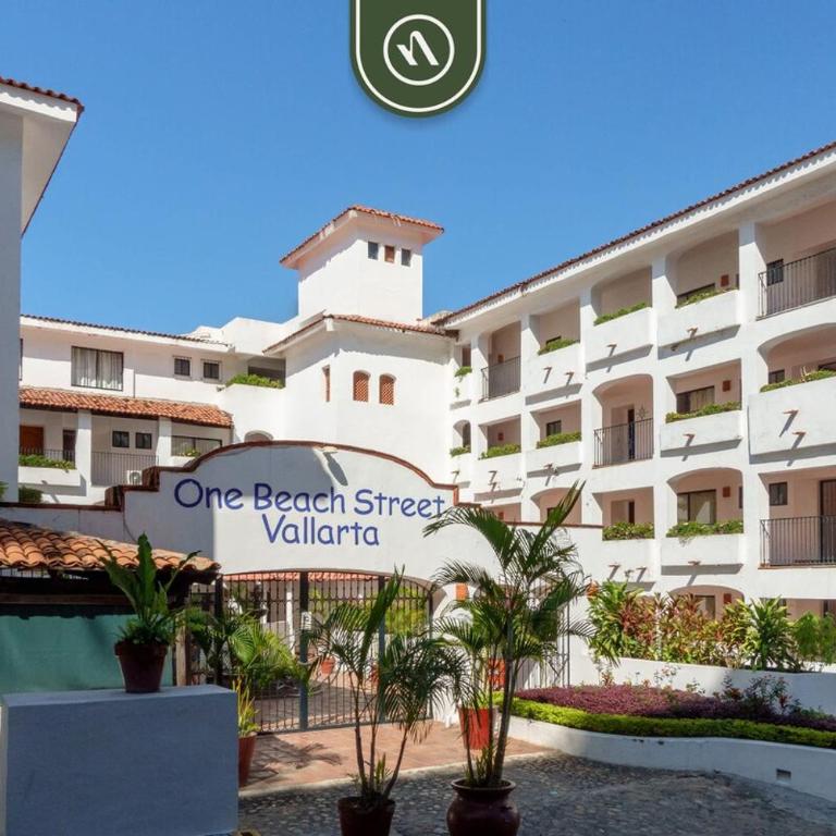 One Beach Street 307 B· Amazing 2 BR Condo - Casa - 1