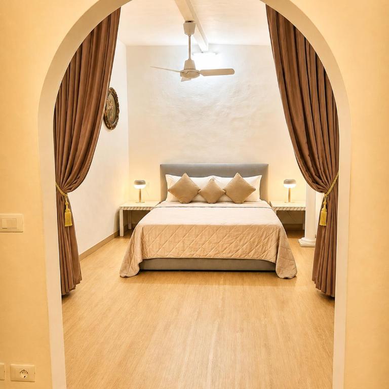 Lovely and cozy central apartment in the best position - Two-Bedroom Apartment - 11