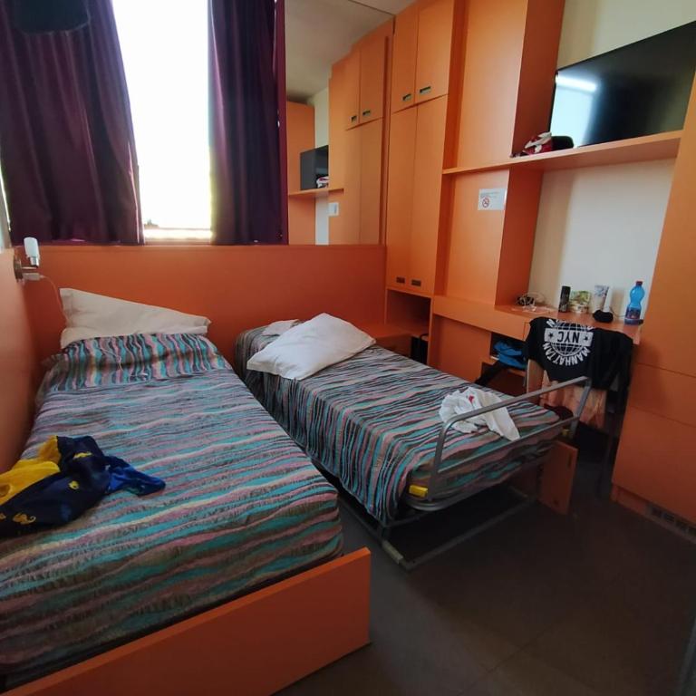 Hotel Prestigio - Camera Economy Doppia con Letti Singoli - 3