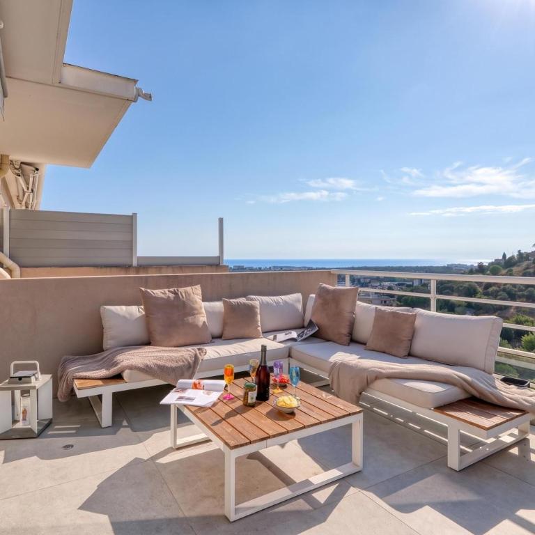 Rooftop Le Plaza - 10mn from Cannes - Happy Rentals - Apartment mit Terrasse - 1