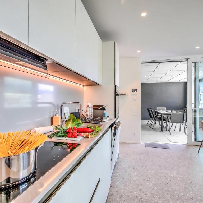 Urban Maggiolina Sunset with Terrace & Mountain Views - Happy Rentals - Appartamento con Balcone - 4