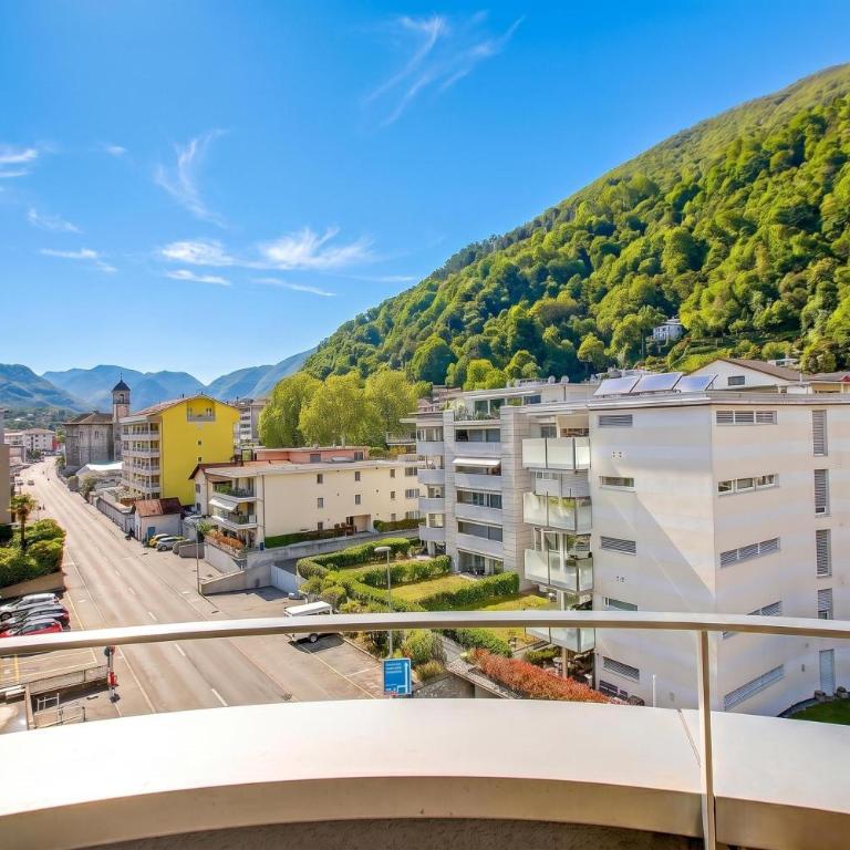 Urban Maggiolina Sunset with Terrace & Mountain Views - Happy Rentals - Appartamento con Balcone - 23