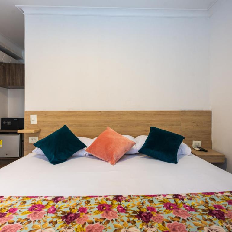 Hotel Poma Rosa Boutique Laureles - Junior Suite with Terrace - 3
