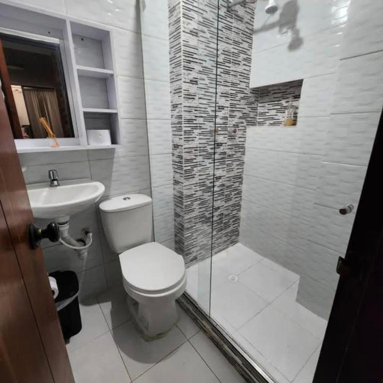Apto Amoblado muy bien ubicado - Apartamento de 2 dormitorios - 2