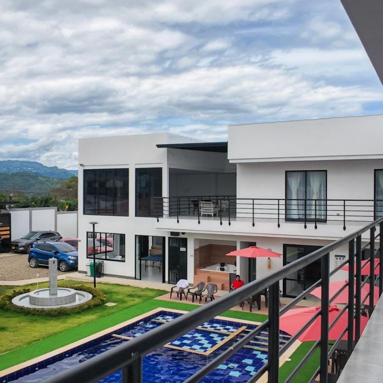Chiquinauta - Three-Bedroom Villa - 18