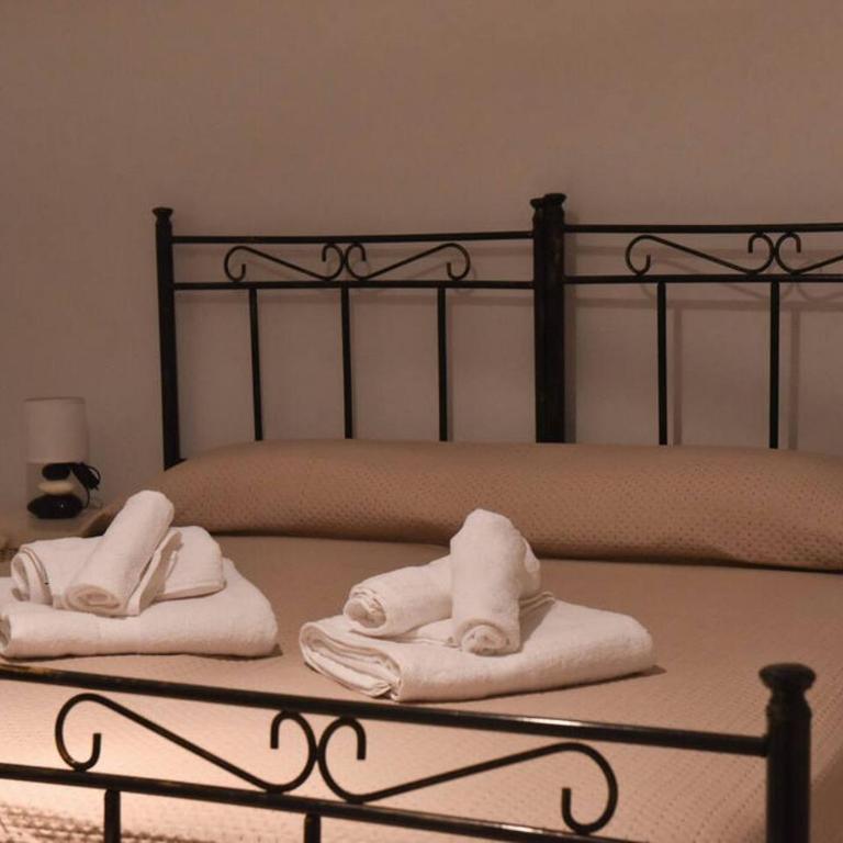 Coastal Villa Retreat Steps from Scala Dei Turchi - Villa - 22