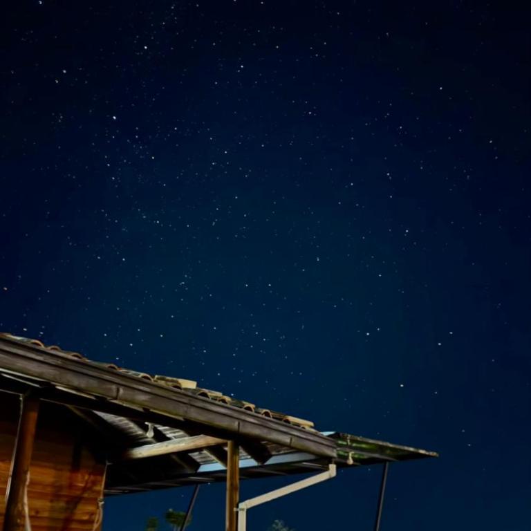 Cabaña Guatapé, WIFI, area de trabajo, muelle privado y acceso directo al lago - Casa de 4 dormitorios - 70