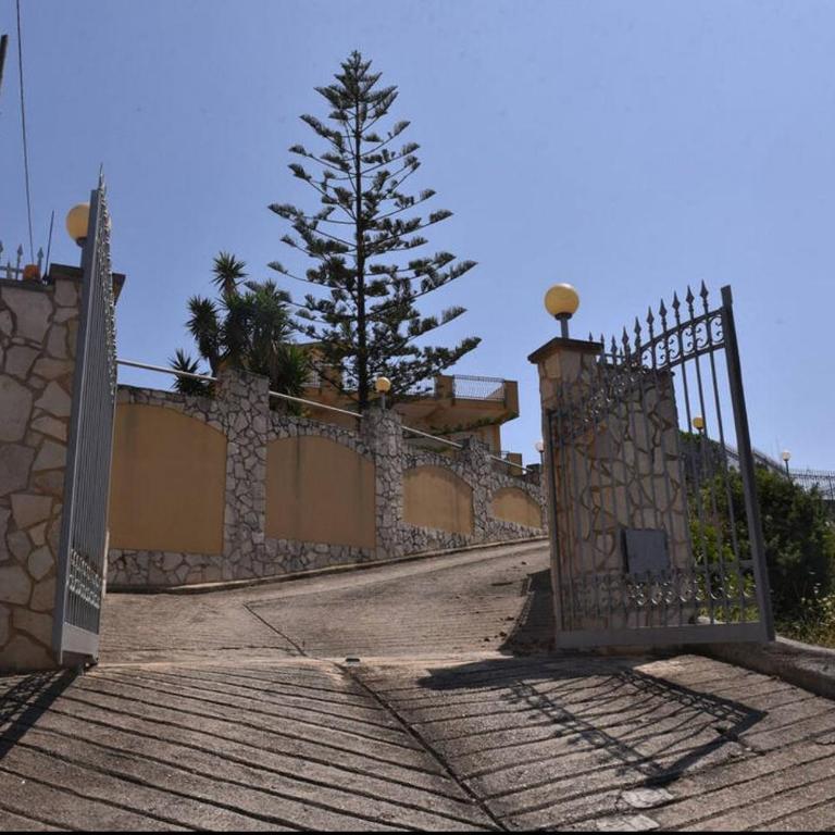 Coastal Villa Retreat Steps from Scala Dei Turchi - Villa - 78