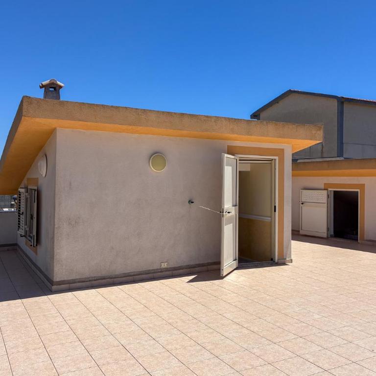 Coastal Villa Retreat Steps from Scala Dei Turchi - Villa - 85