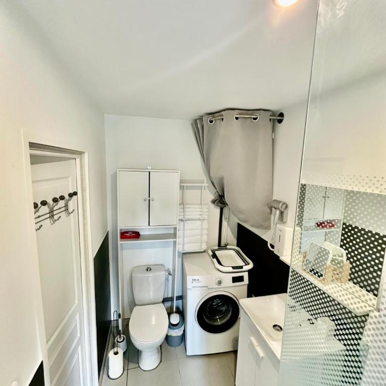 Studio Rénové bien situé Stationnement Gratuit - Apartment mit 1 Schlafzimmer – Nichtraucher - 44
