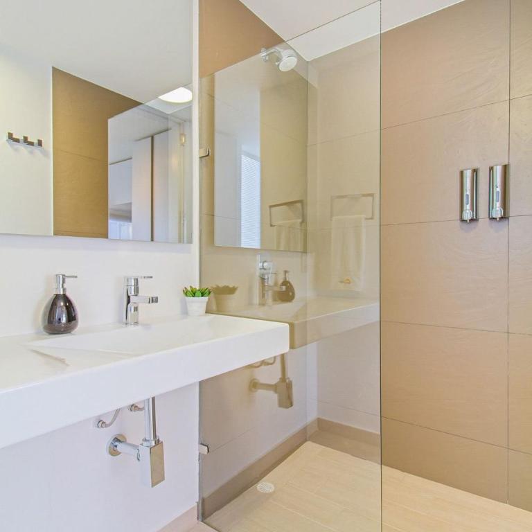 Edificio Faro en El Laguito, Cartagena - Apartamento Deluxe - 23
