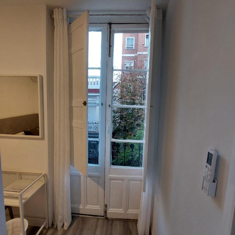 Habitación cerca centro de Madrid - Einzelzimmer mit Balkon - 12