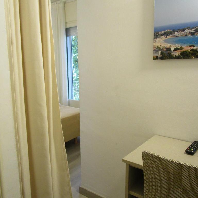Hotel Apartaments Gesòria Porta Ferrada - Habitación Doble Estándar - 1 o 2 camas - 4