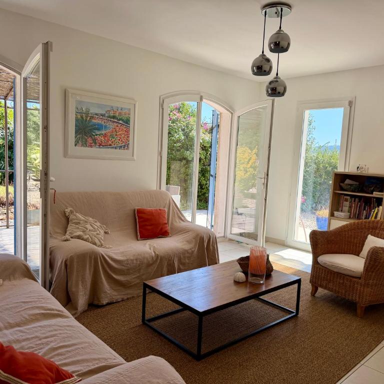 vent du cap - Four-Bedroom House - 41