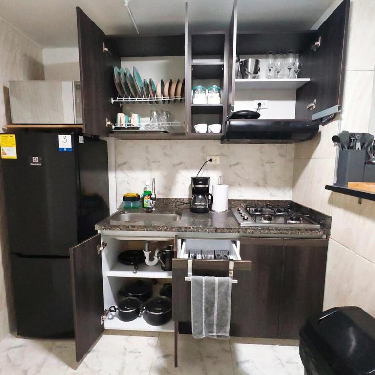 Apto Independiente cerca al aeropuerto 15 min - Two-Bedroom Apartment - 14