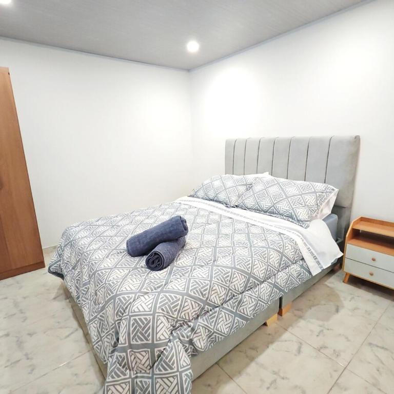 Apto Independiente cerca al aeropuerto 15 min - Two-Bedroom Apartment - 23