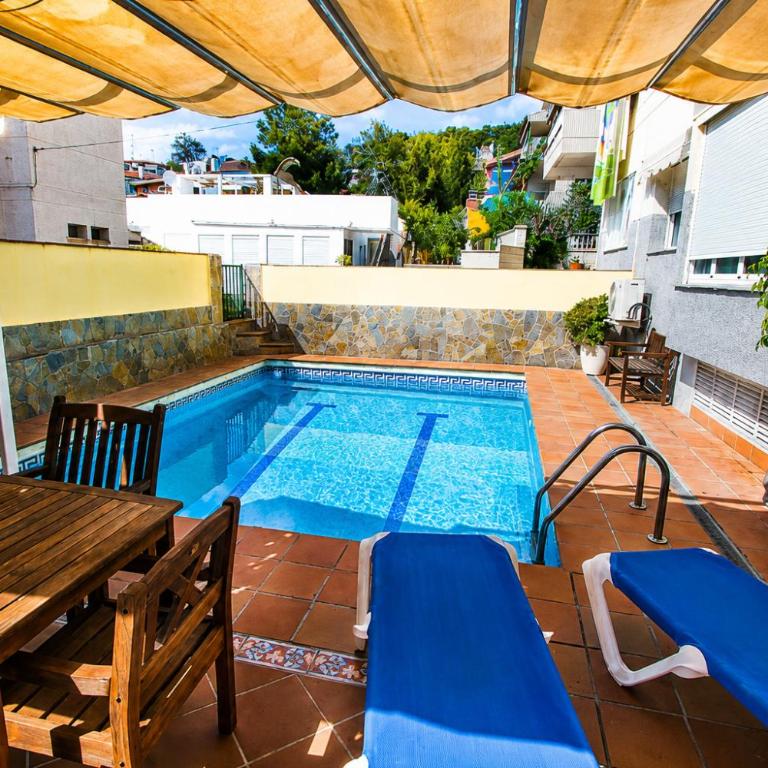 VILLA BUDA Planetcostadorada - Casa - 15