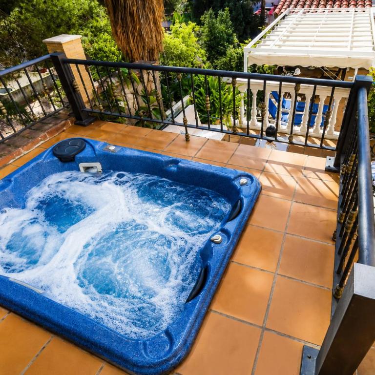 VILLA BUDA Planetcostadorada - Casa - 3
