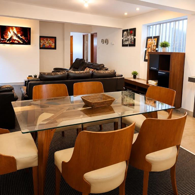 Apartment in the Heart of Peruvian Switzerland - Apartamento de 3 dormitorios - 2