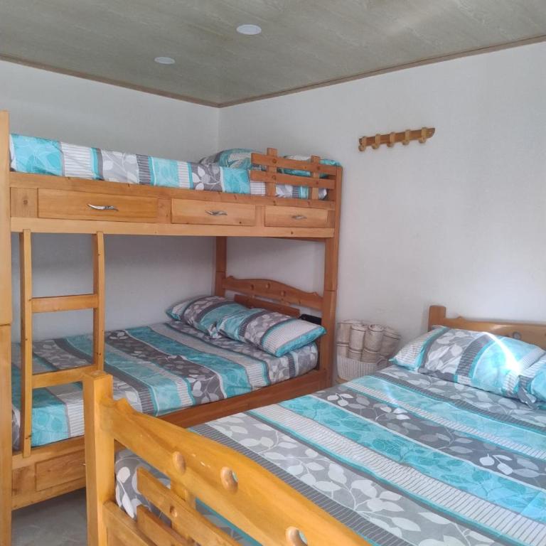 Casa ubicada en zona campestre de Ibagué - Casa de 2 dormitorios - 20