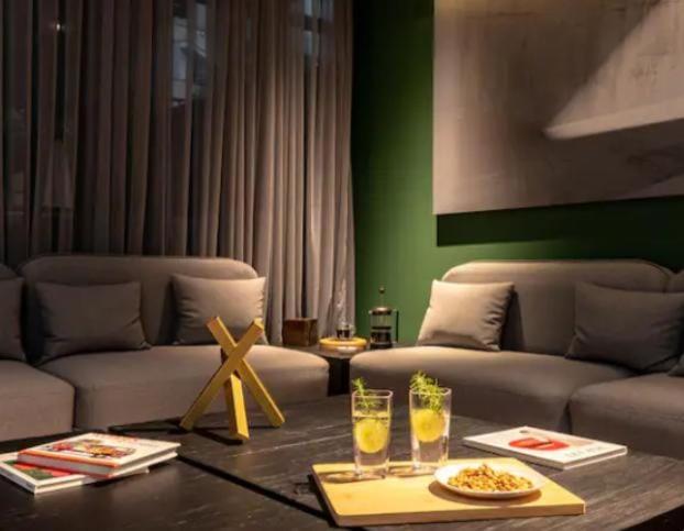 4 habitaciones con jacuzzi y mesa billar, Poblado Medellín - Apartamento de 3 dormitorios - 38