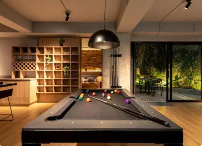 4 habitaciones con jacuzzi y mesa billar, Poblado Medellín - Apartamento de 3 dormitorios - 42