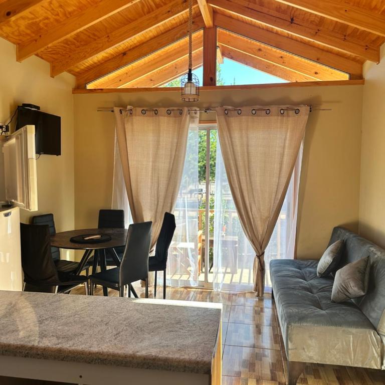 Cabañitas Zelada en un ambiente natural con piscina fogón Quincho Terraza parking full equipadas en 5000 mtrs - Casa de 2 dormitorios - 35