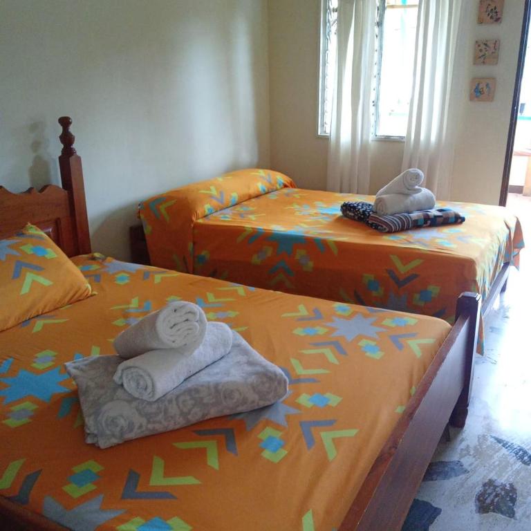 Room Rincn Magico, Casa Del Pueblo - Habitación Familiar - 11
