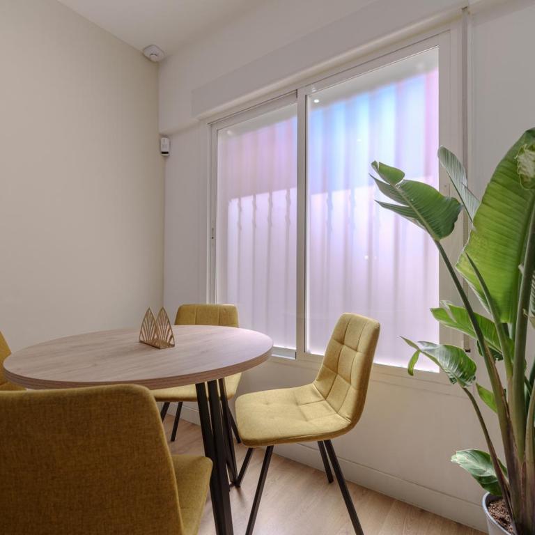 Piso en La Latina para 6 huéspedes con 2 dormitorios y AC - Apartment mit 2 Schlafzimmern - 26