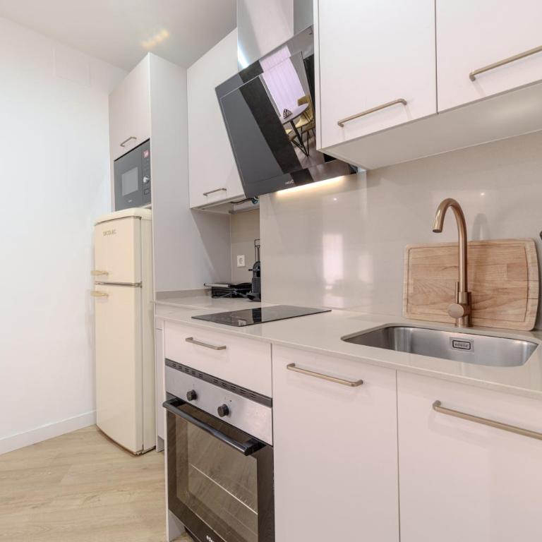Piso en La Latina para 6 huéspedes con 2 dormitorios y AC - Apartment mit 2 Schlafzimmern - 31