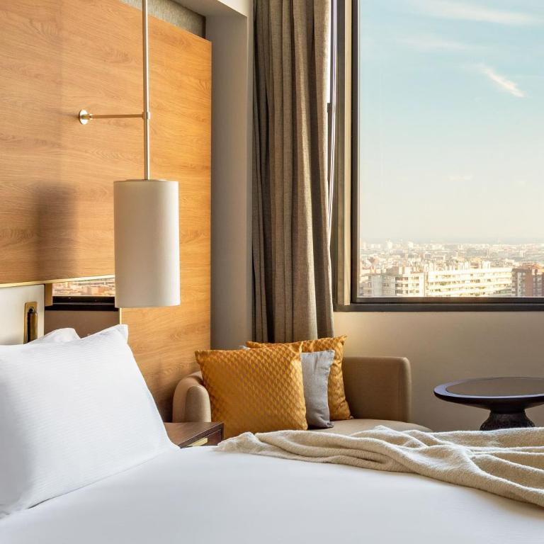 Torre Melina, a Gran Meliá Hotel - Habitación Premier con vistas panorámicas - 2