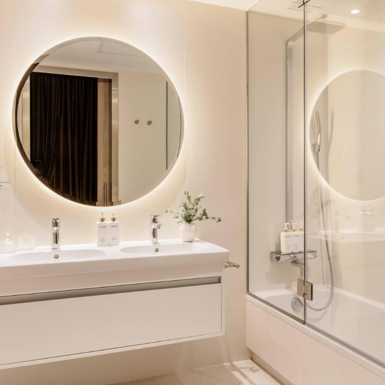 Palacio de los Duques, a Gran Meliá Hotel - The Leading Hotels of the World - Deluxe Zimmer - 3
