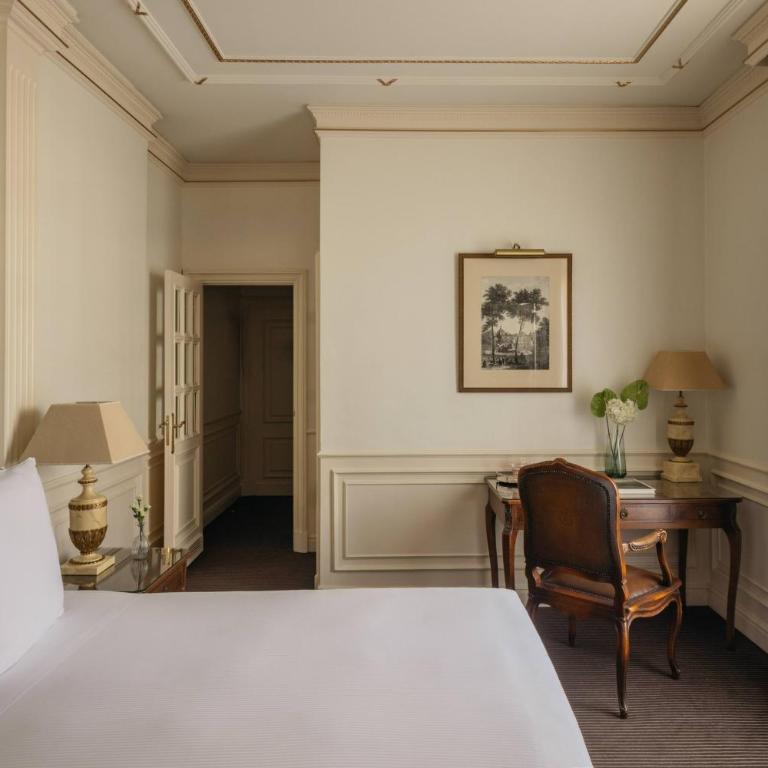 Hotel Fénix, a Gran Meliá Hotel - The Leading Hotels of the World - Grand Supreme Room with Jacuzzi Red Level - 1