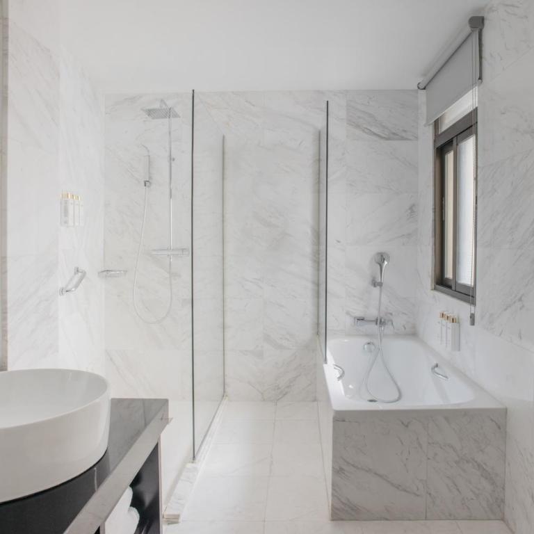 Hotel Fénix, a Gran Meliá Hotel - The Leading Hotels of the World - Junior Suite Red Level - 4