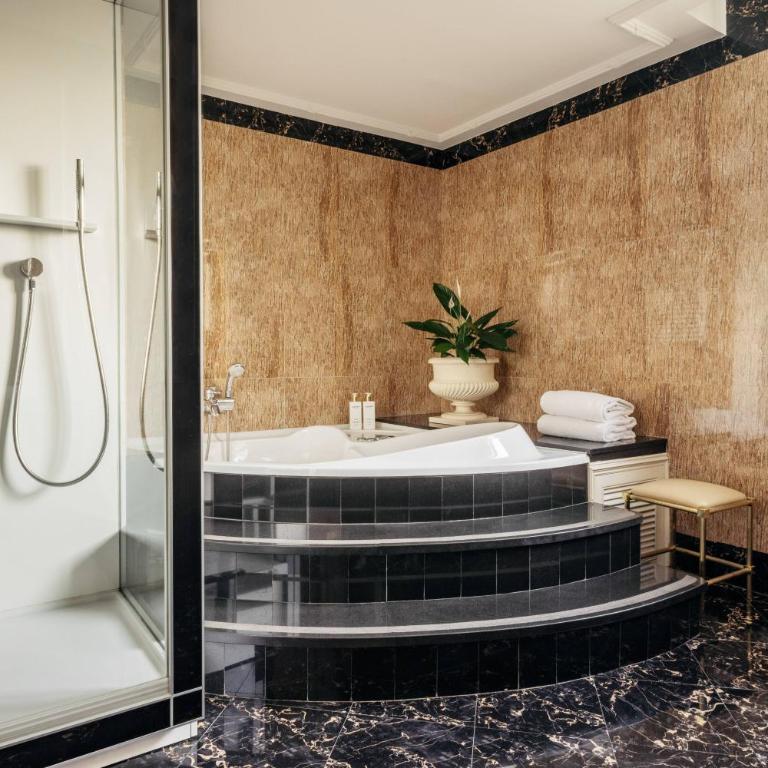 Hotel Fénix, a Gran Meliá Hotel - The Leading Hotels of the World - Castellana Presidential Suite Red Level - 5