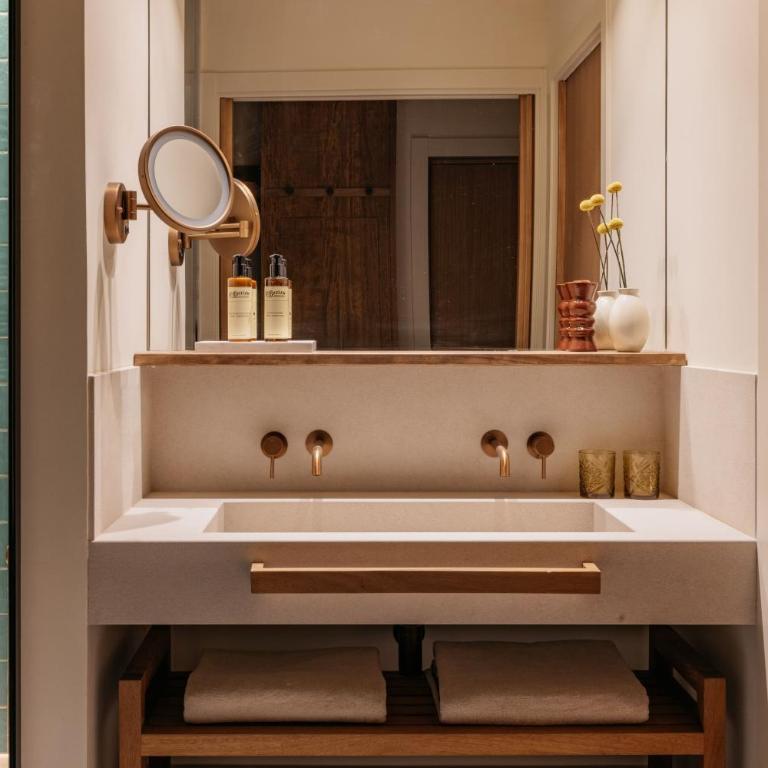 ME by Meliá Malaga - Superior ME Connecting Rooms - 4