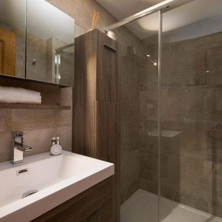 Le Cristal MB18 Mont-Blanc View, Pool, Parking & Free WiFi - Happy Rentals - Appartement avec Balcon - 9