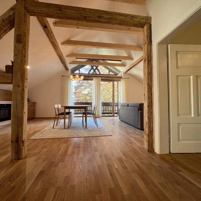 Haus Riedl - Apartment mit 1 Schlafzimmer, Balkon und Bergblick - 6
