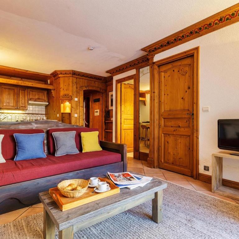 Le Cristal GM7 Mountain View, Pool, Private Sauna & Parking - Happy Rentals - Appartement avec Balcon - 4